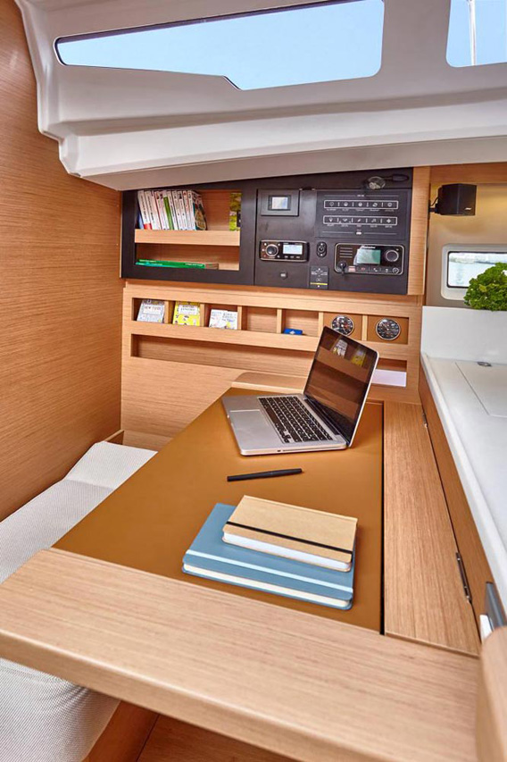 Sun Odyssey 440 - 4 cab. — photo 8