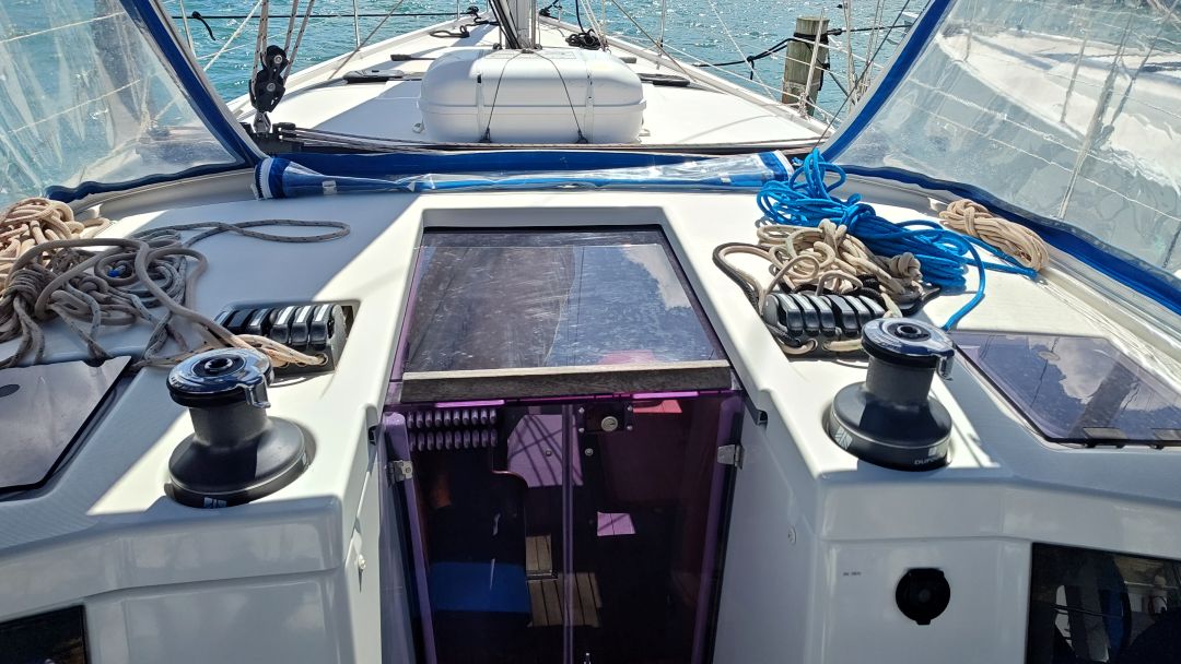 Dufour 430 - 3 cab. — photo 5