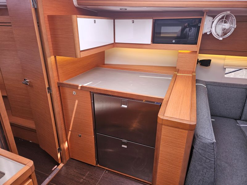 Dufour 430 - 3 cab. — photo 7