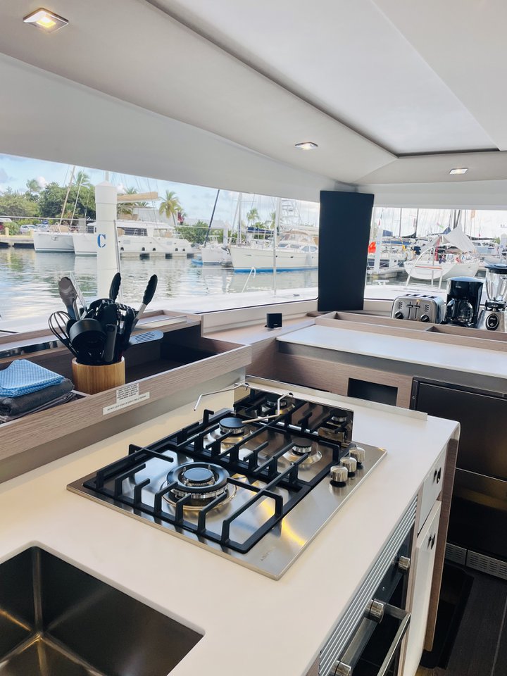 Fountaine Pajot Aura 51 — photo 5