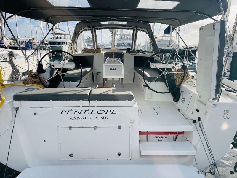 Dufour 430 — photo 1