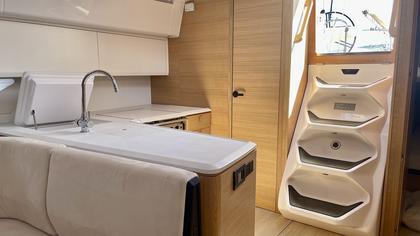 Elan E6 — photo 14