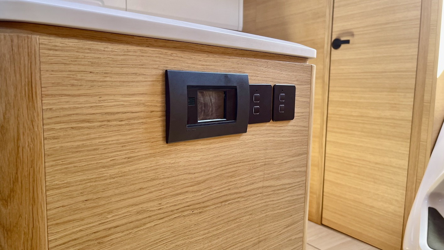 Elan E6 — photo 16