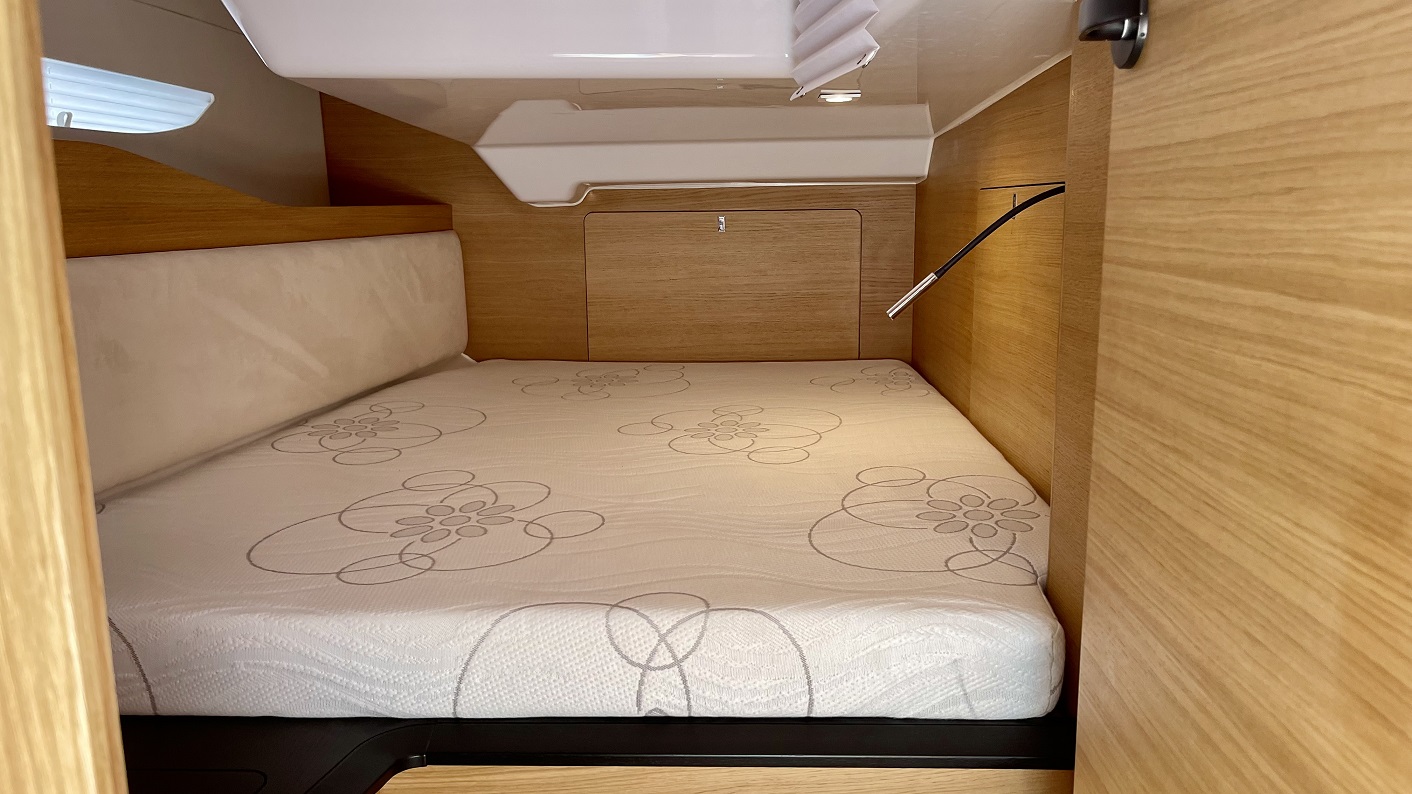Elan E6 — photo 19