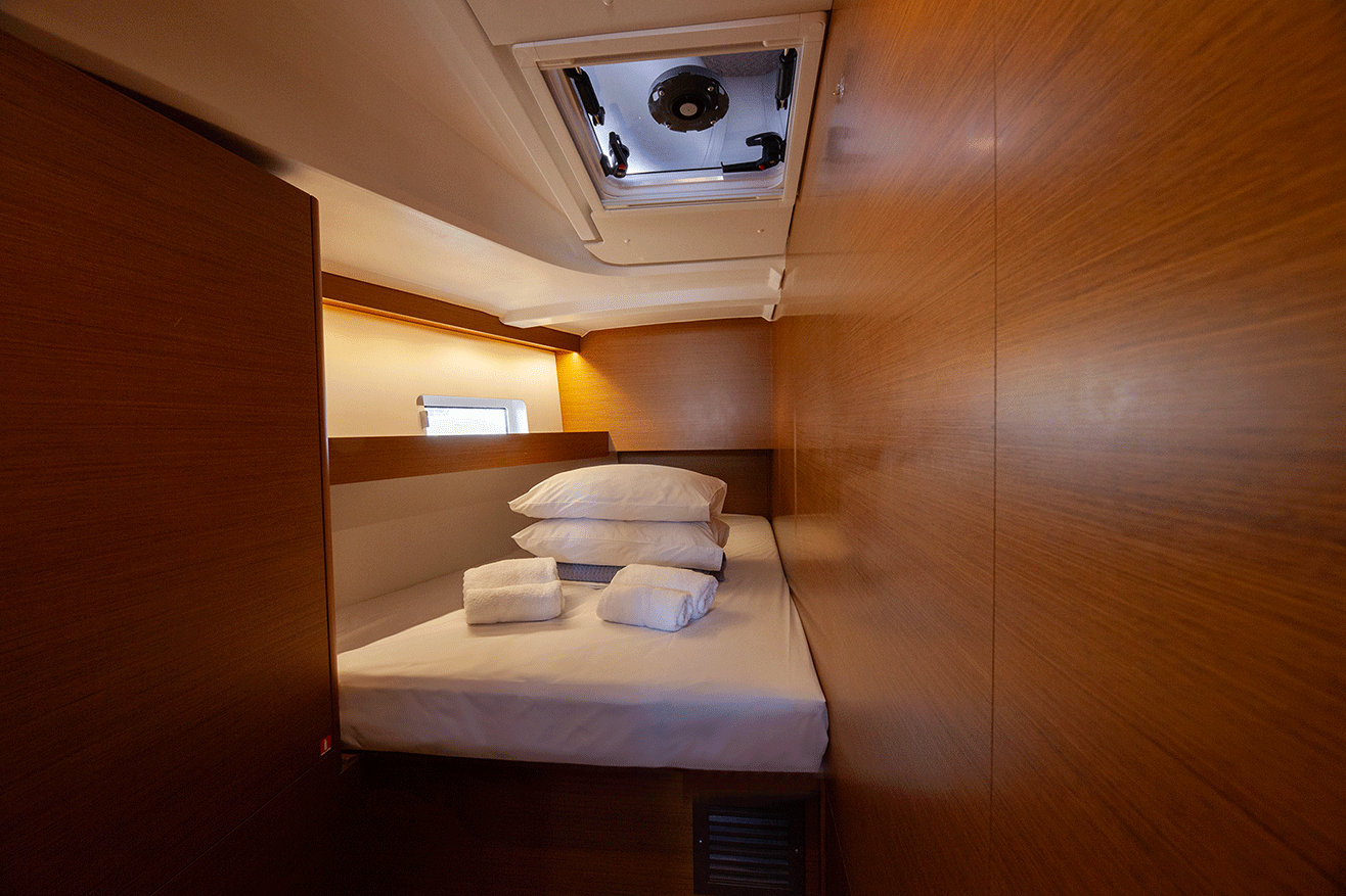 Sun Odyssey 490 - 5 + 1 cab. — photo 11