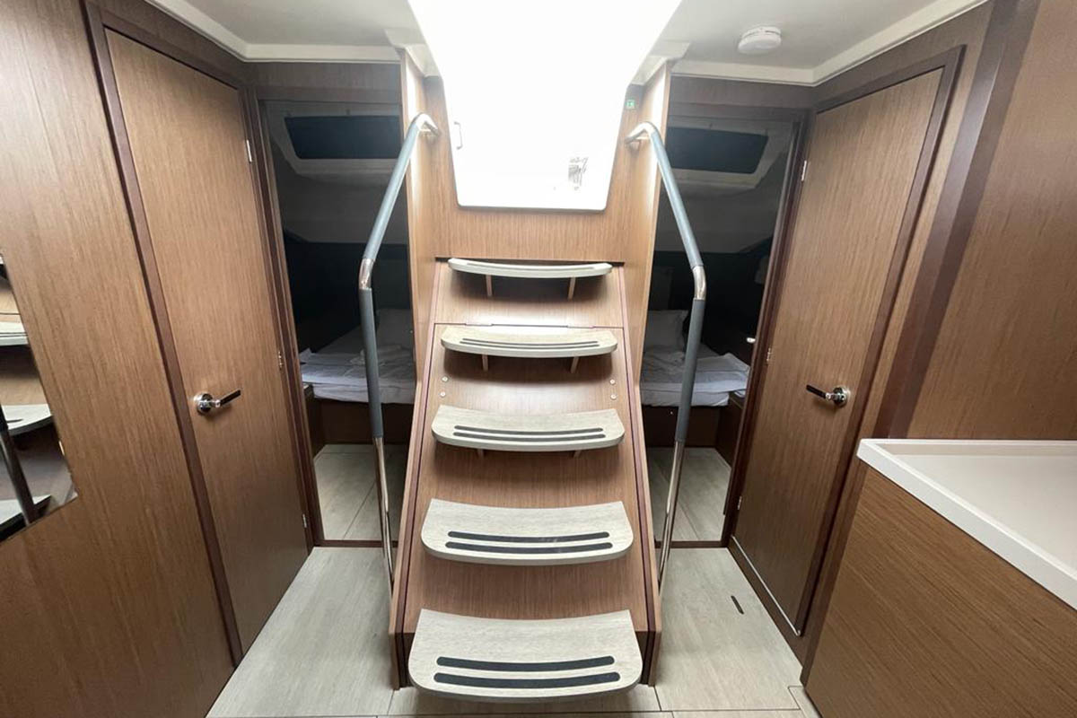 Oceanis 51.1 - 5 + 1 cab. — photo 9