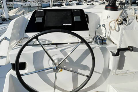 Lagoon 42 - 4 + 1 cab. — photo 13