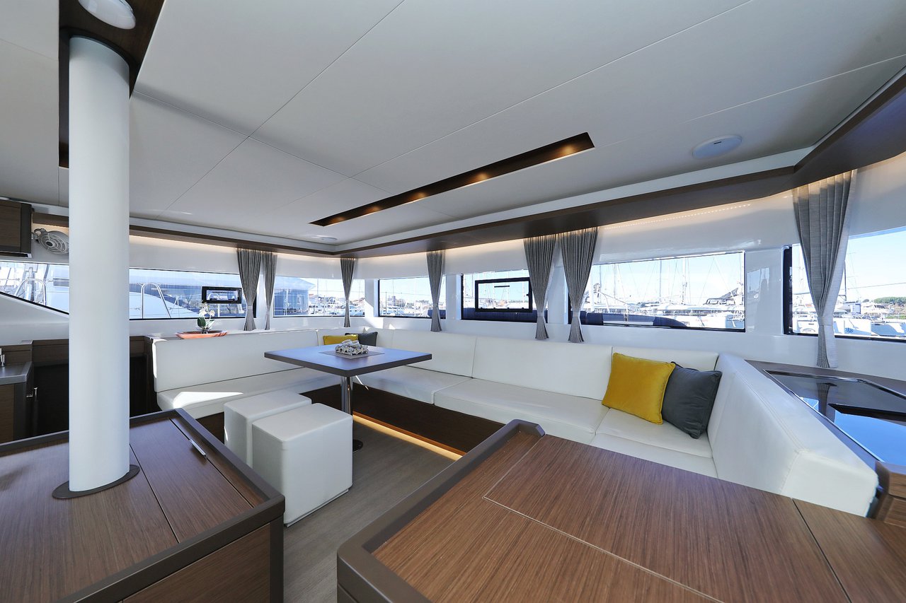 Lagoon 50 - 6 + 1 cab. — photo 19