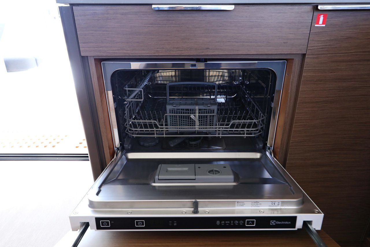 Lagoon 50 - 6 + 1 cab. — photo 27