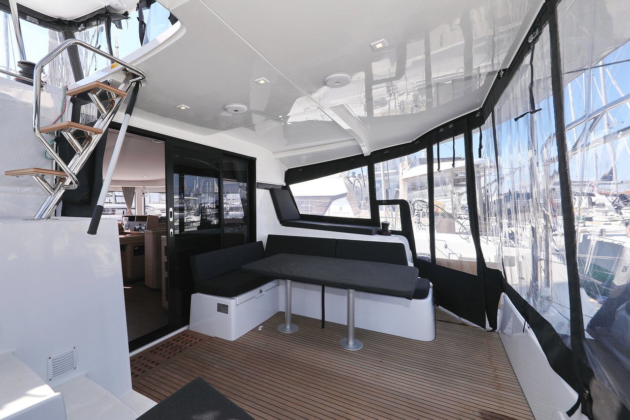 Lagoon 42 - 4 + 2 cab. — photo 36