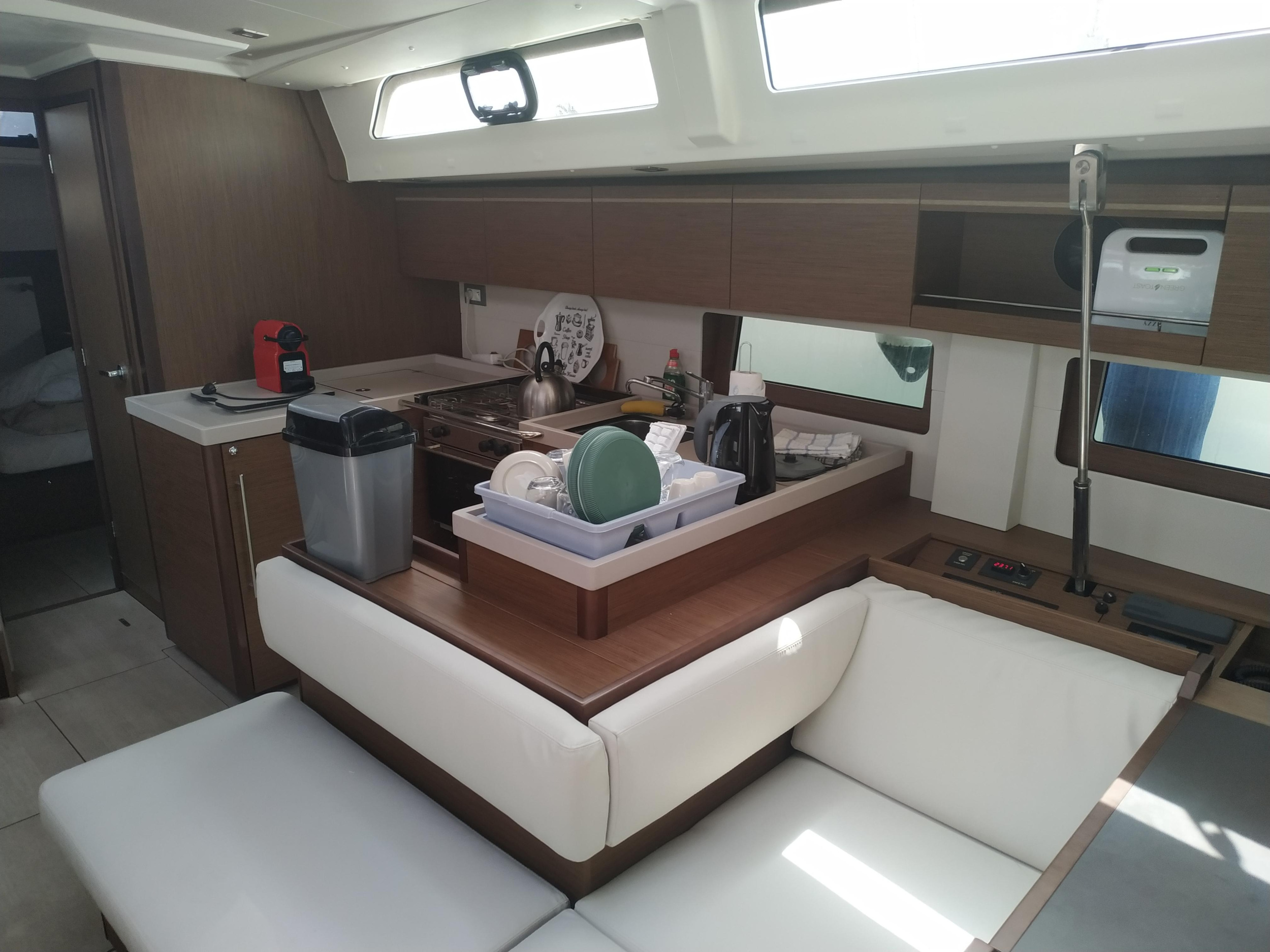 Oceanis 51.1 - 5 + 1 cab. — photo 9