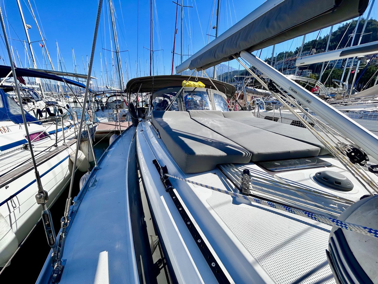 Bavaria Cruiser 37 - 3 cab. — photo 6