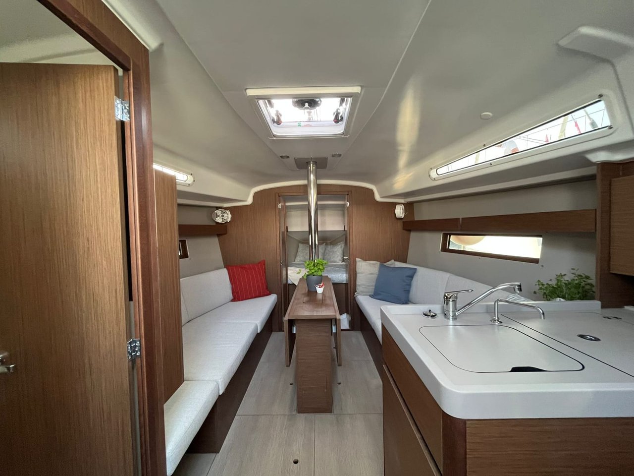 Oceanis 34.1 - 3 cab. — photo 10