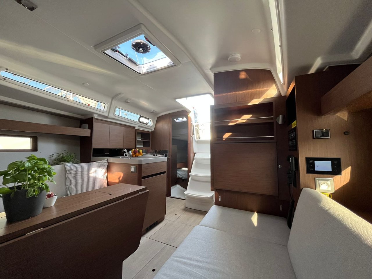 Oceanis 34.1 - 3 cab. — photo 12