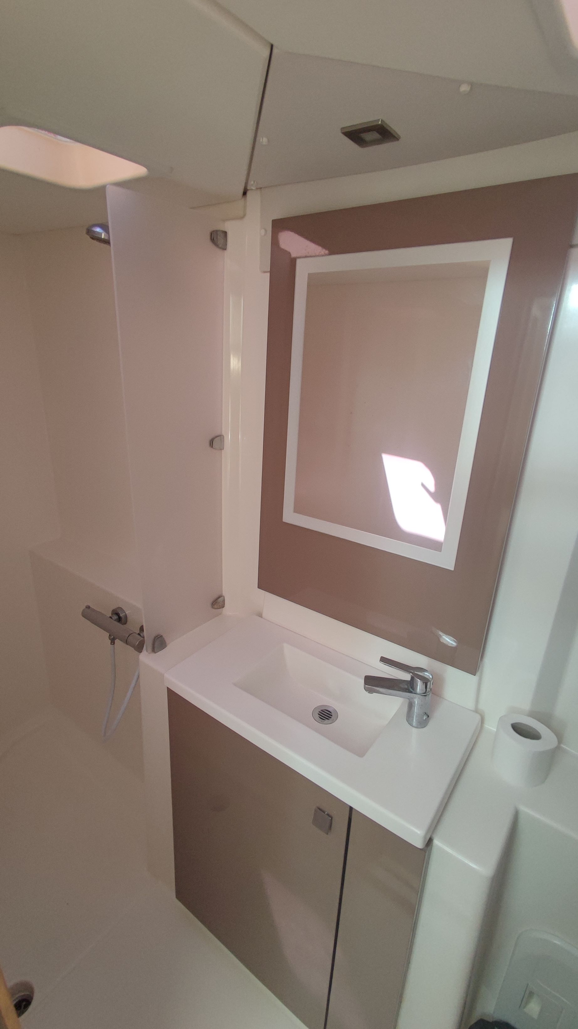 Fountaine Pajot Lucia 40 - 4 cab. — photo 20