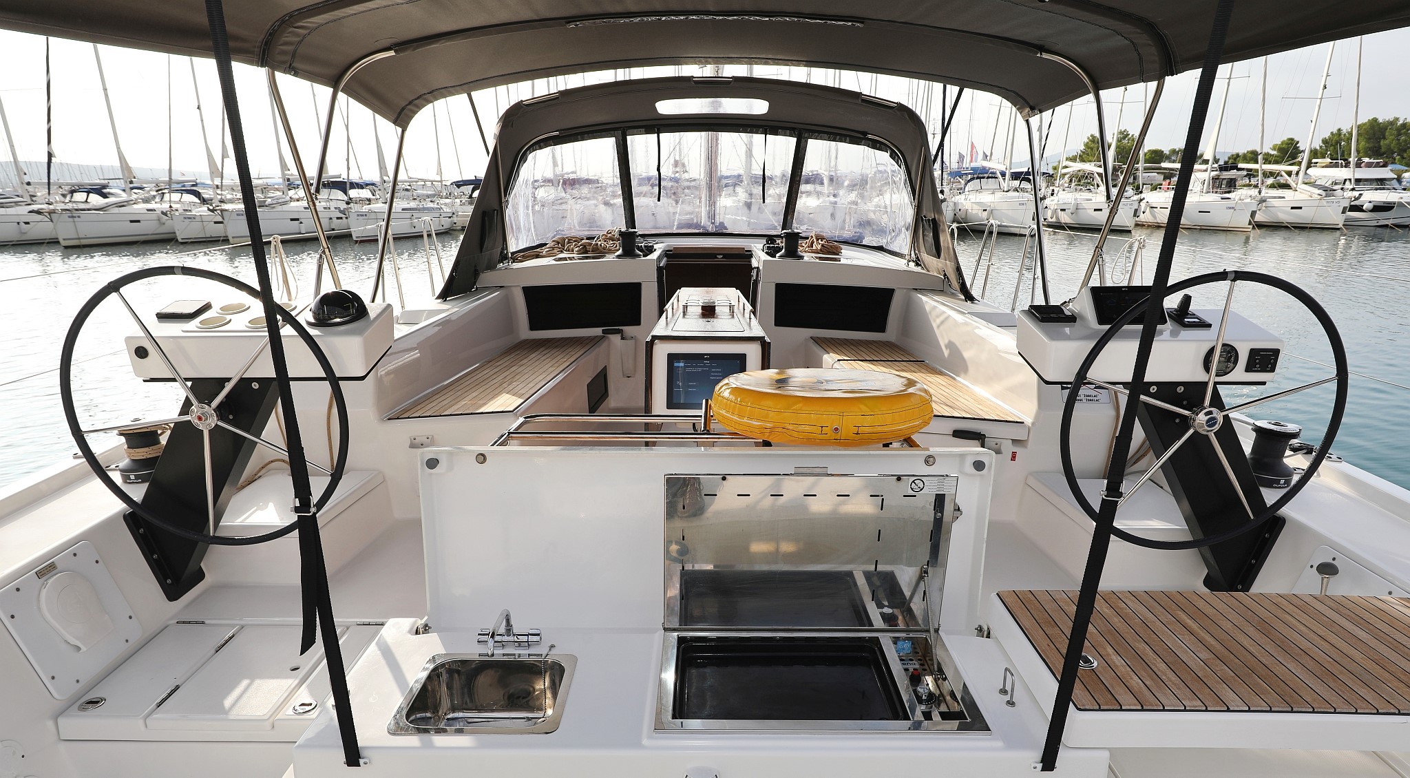 Dufour 470 - 4 cab. — photo 5