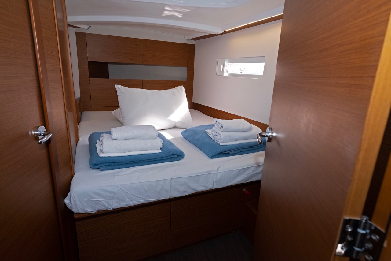 Sun Odyssey 410 - 3 cab. — photo 10