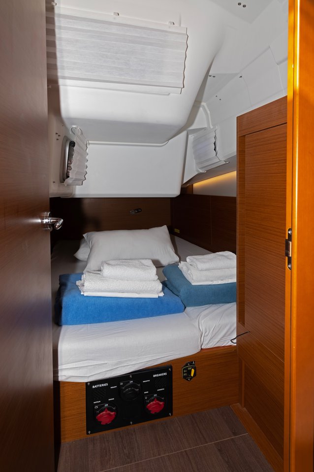 Sun Odyssey 410 - 3 cab. — photo 11