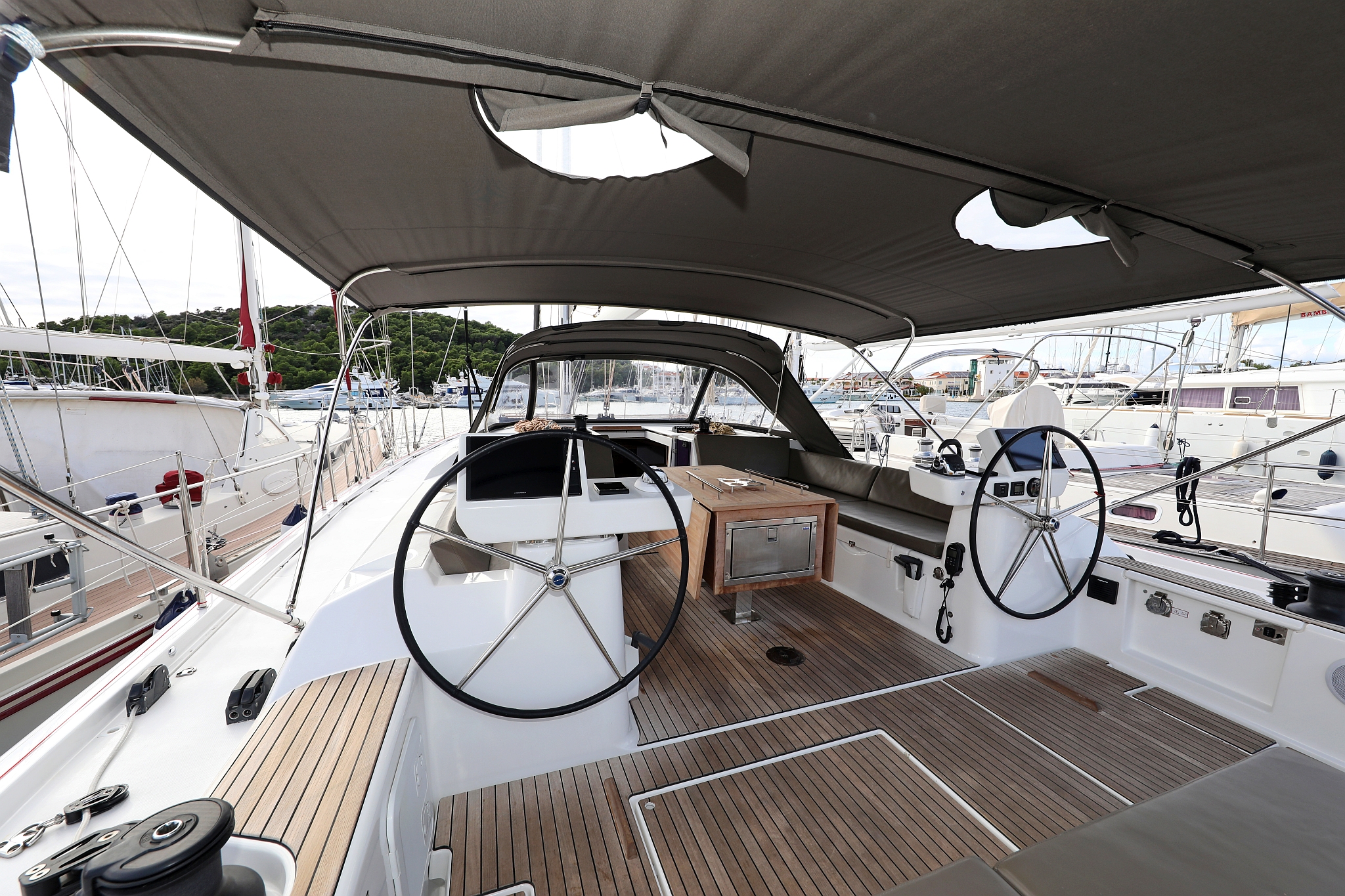 Dufour 56 Exclusive - 5 + 1 cab. — photo 5