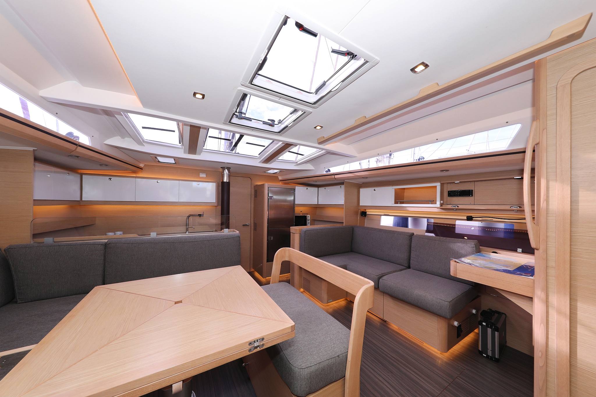Dufour 56 Exclusive - 5 + 1 cab. — photo 15