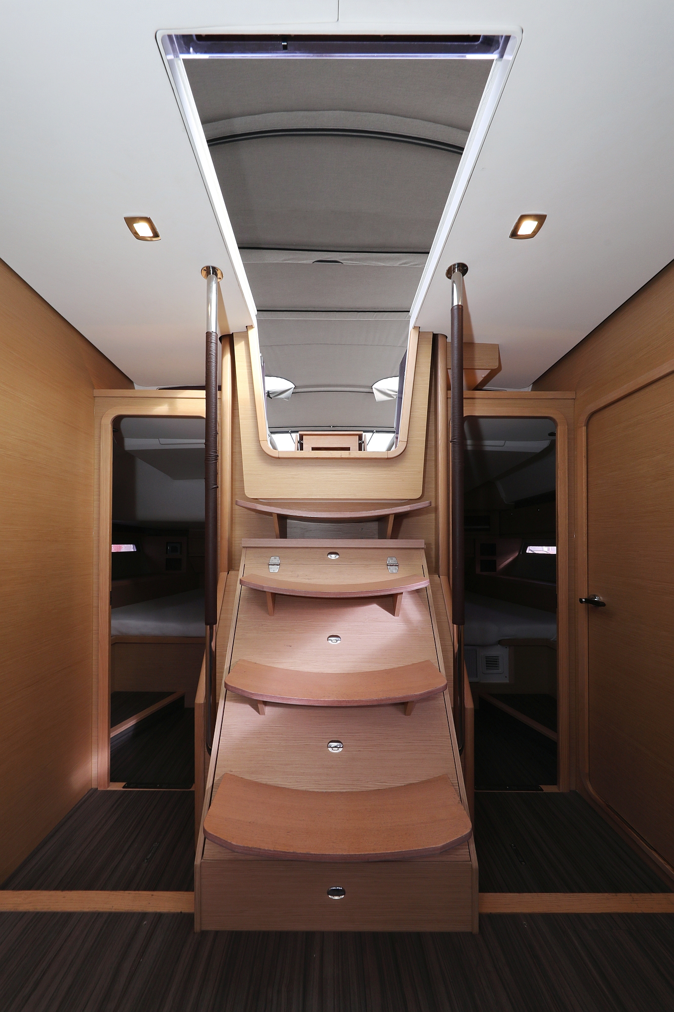 Dufour 56 Exclusive - 5 + 1 cab. — photo 23
