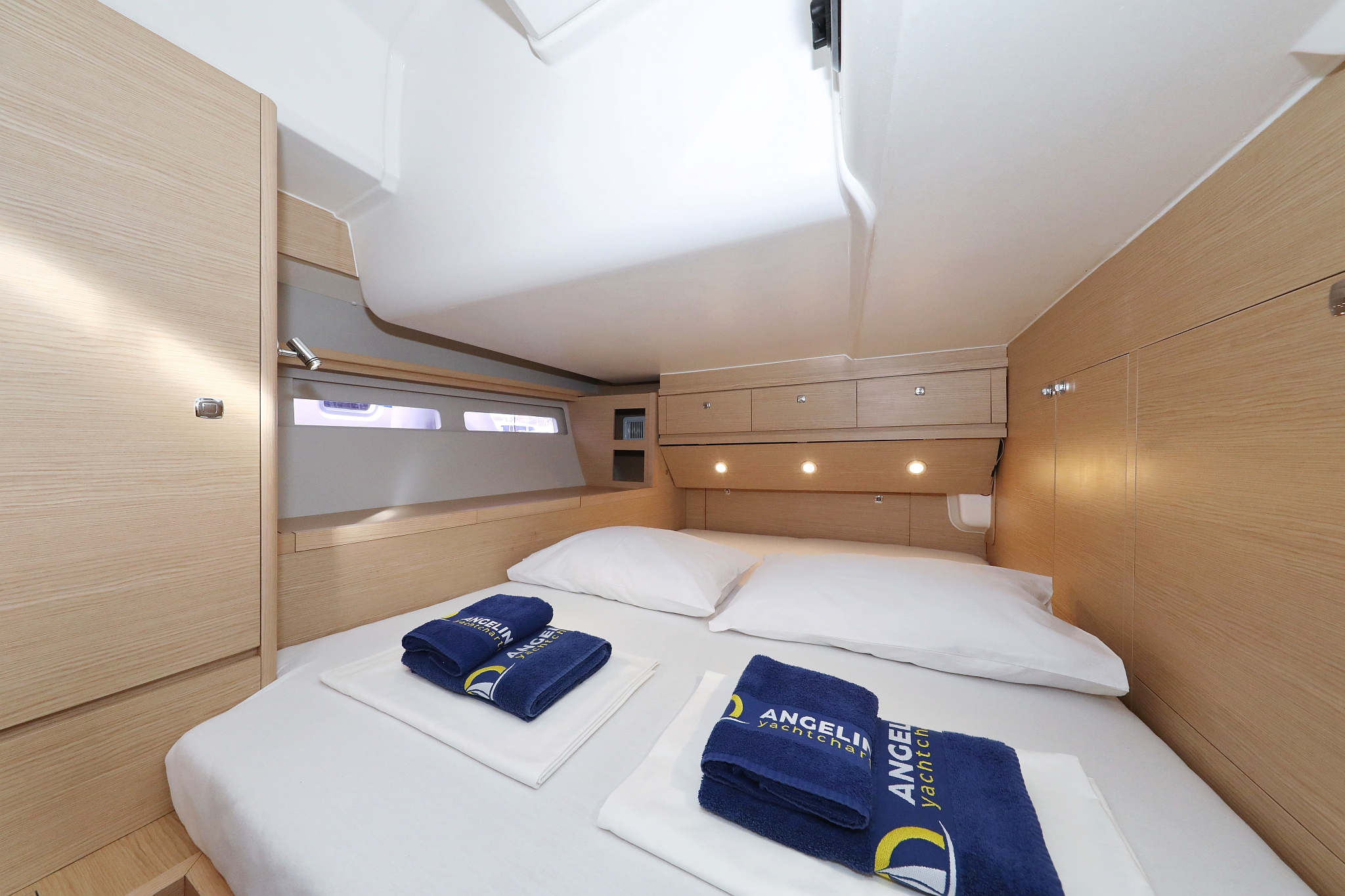 Dufour 56 Exclusive - 5 + 1 cab. — photo 25