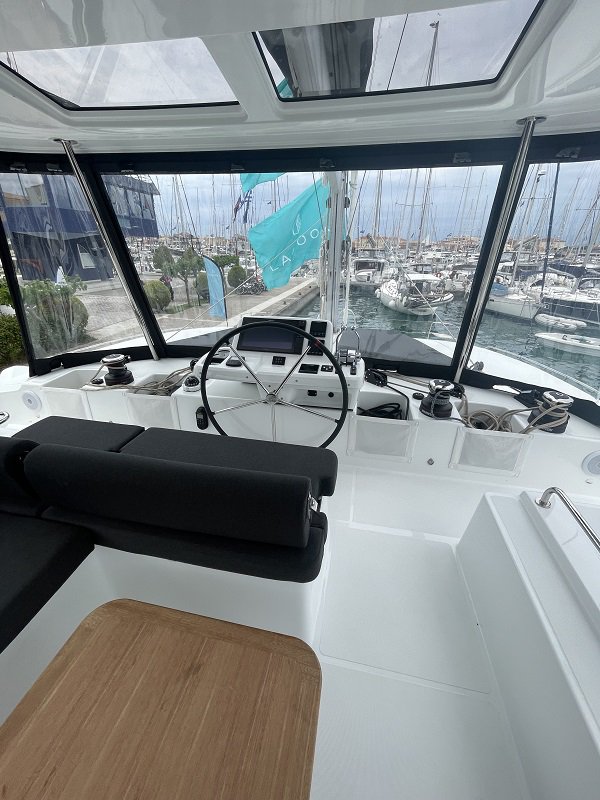 Lagoon 51 - 6 cab. — photo 8