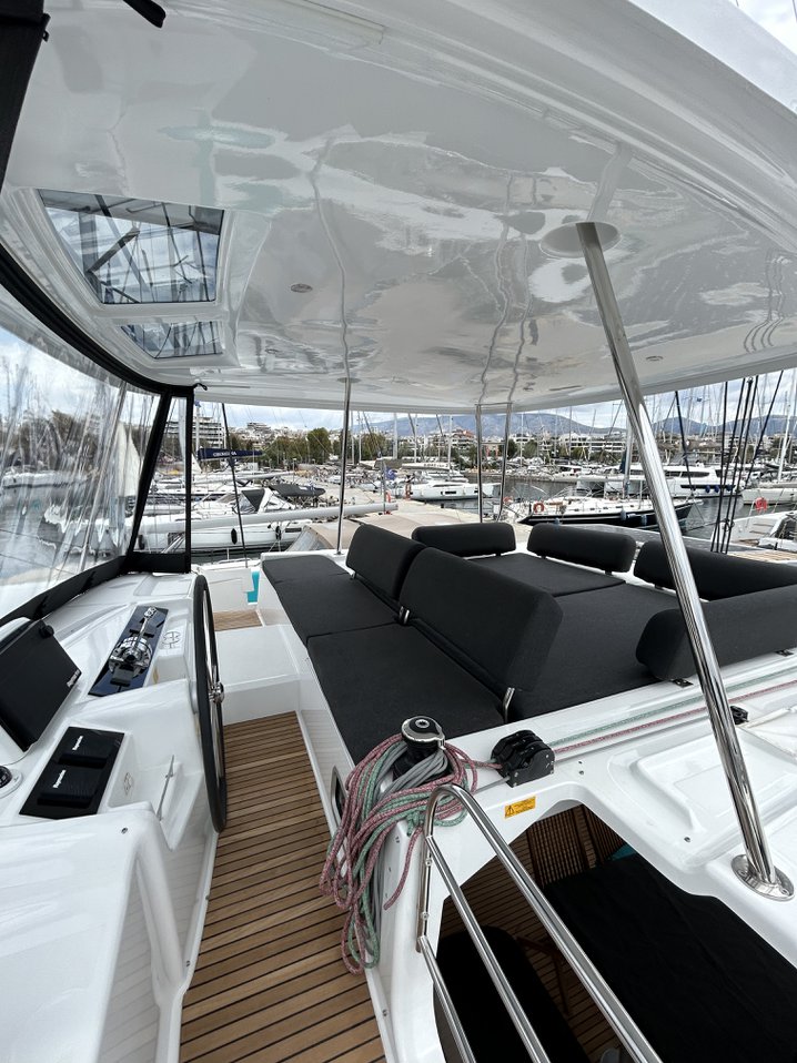 Lagoon 46 - 4 + 2 cab. — photo 3