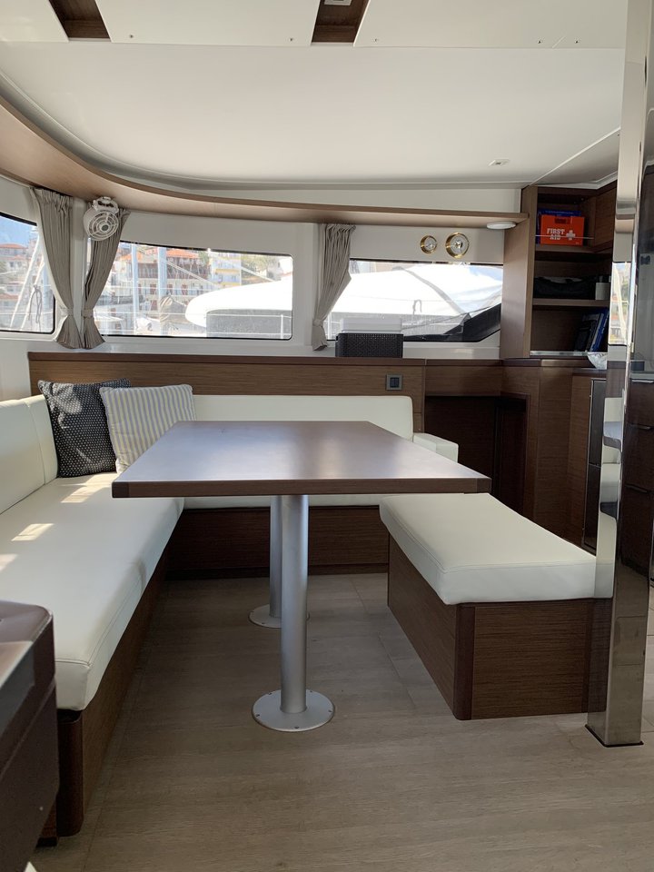 Lagoon 46 - 4 + 2 cab. — photo 8