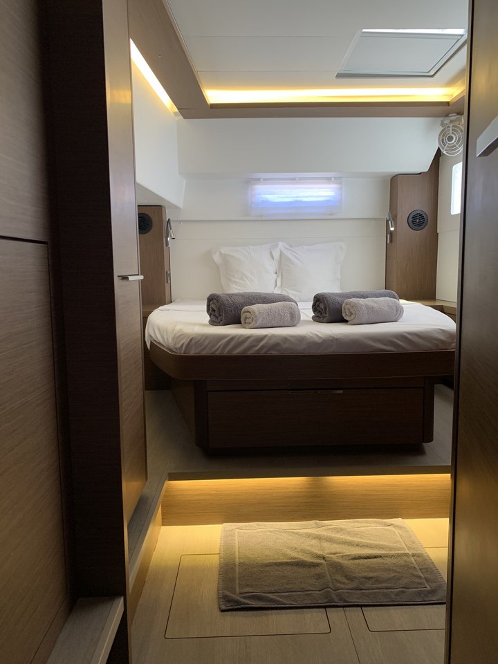 Lagoon 46 - 4 + 2 cab. — photo 10