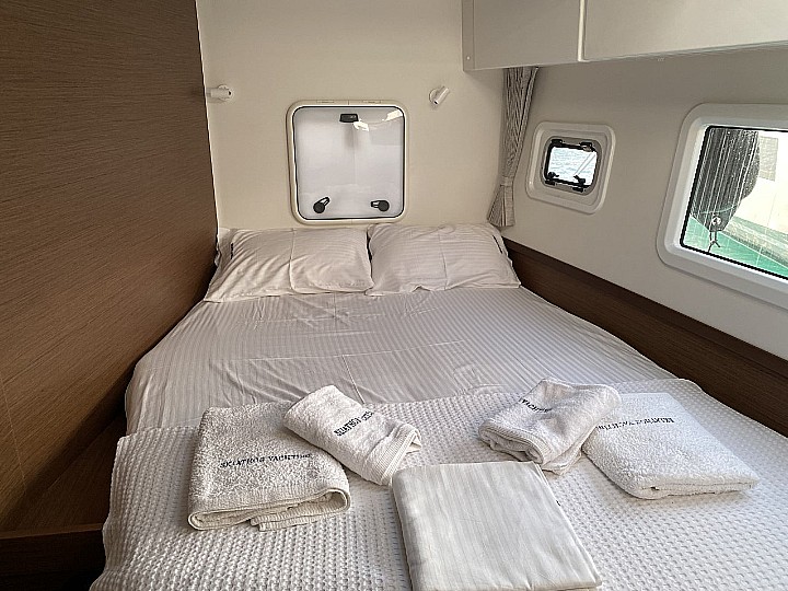 Lagoon 42 - 4 + 2 cab. — photo 7