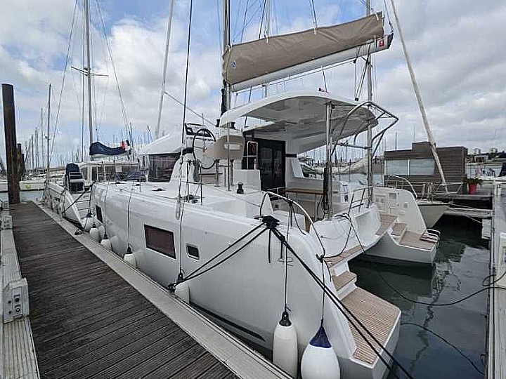 Lagoon 42 - 4 + 2 cab. — photo 4