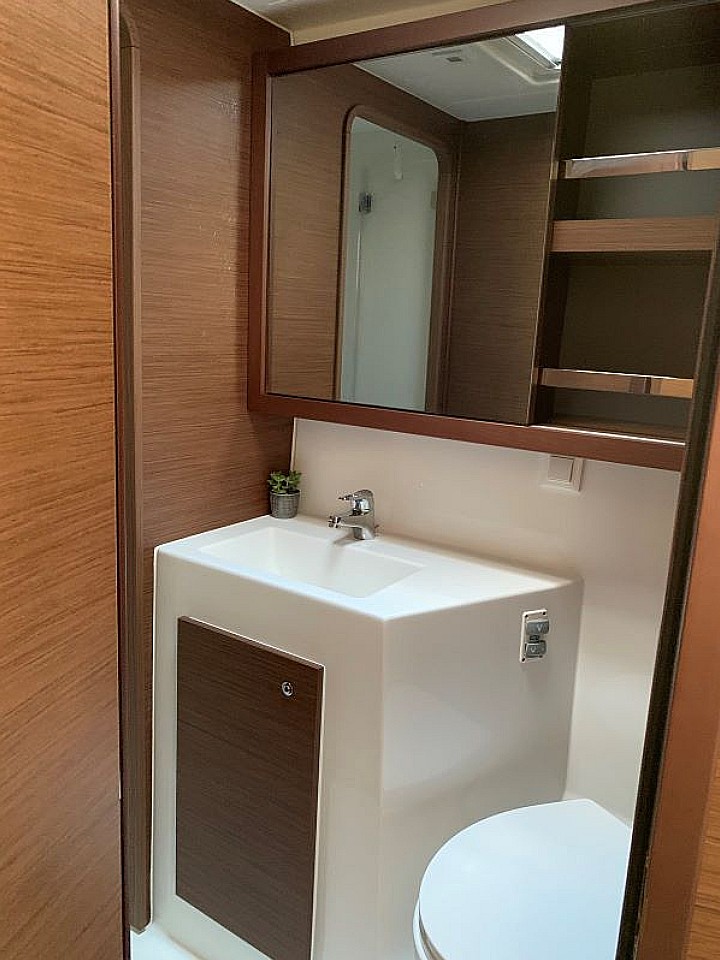 Lagoon 42 - 4 + 2 cab. — photo 10