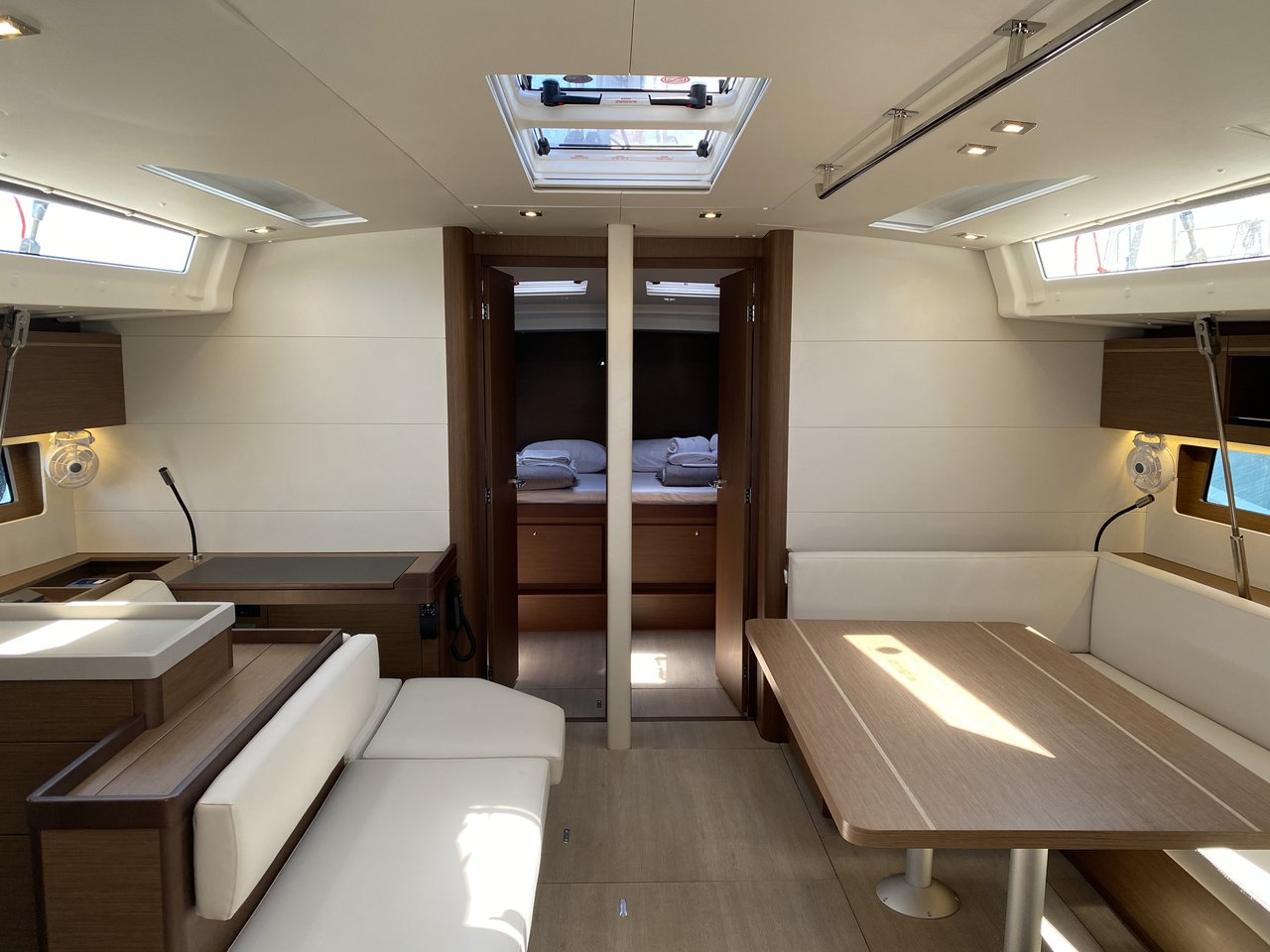 Oceanis 51.1 - 5 + 1 cab. — photo 11