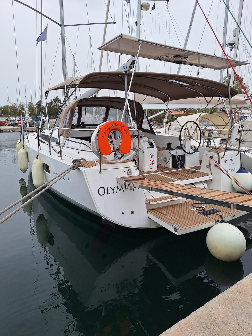 Sun Odyssey 440 - 4 cab. — photo 1