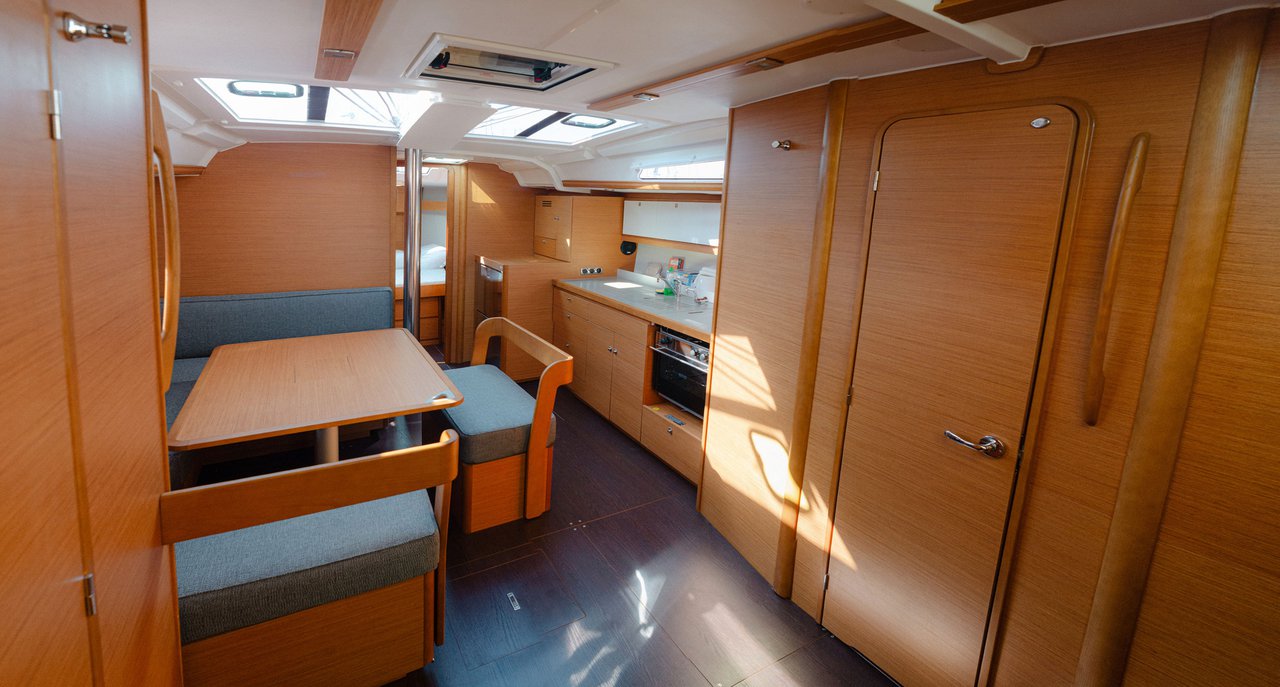 Dufour 430 — photo 16