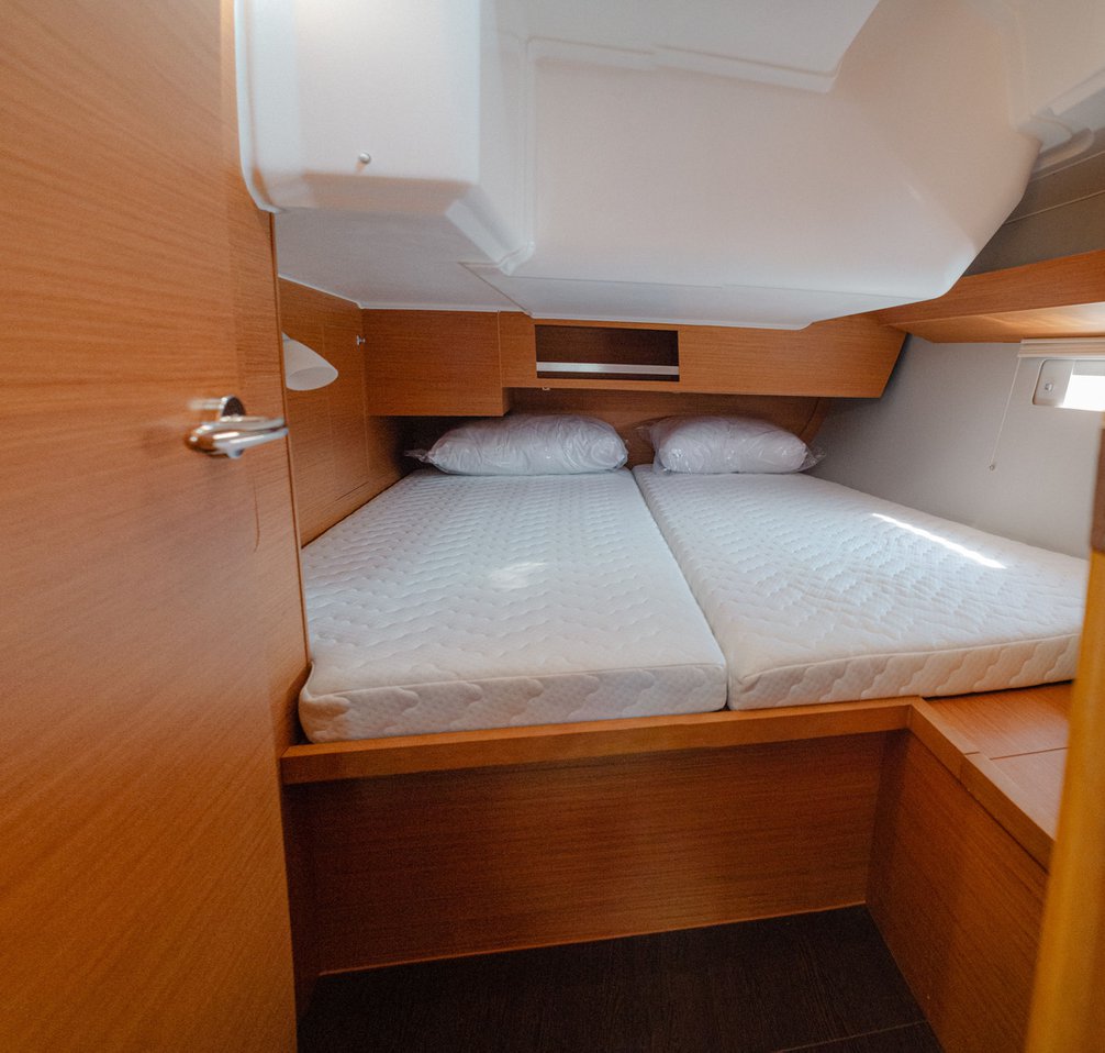 Dufour 430 — photo 20