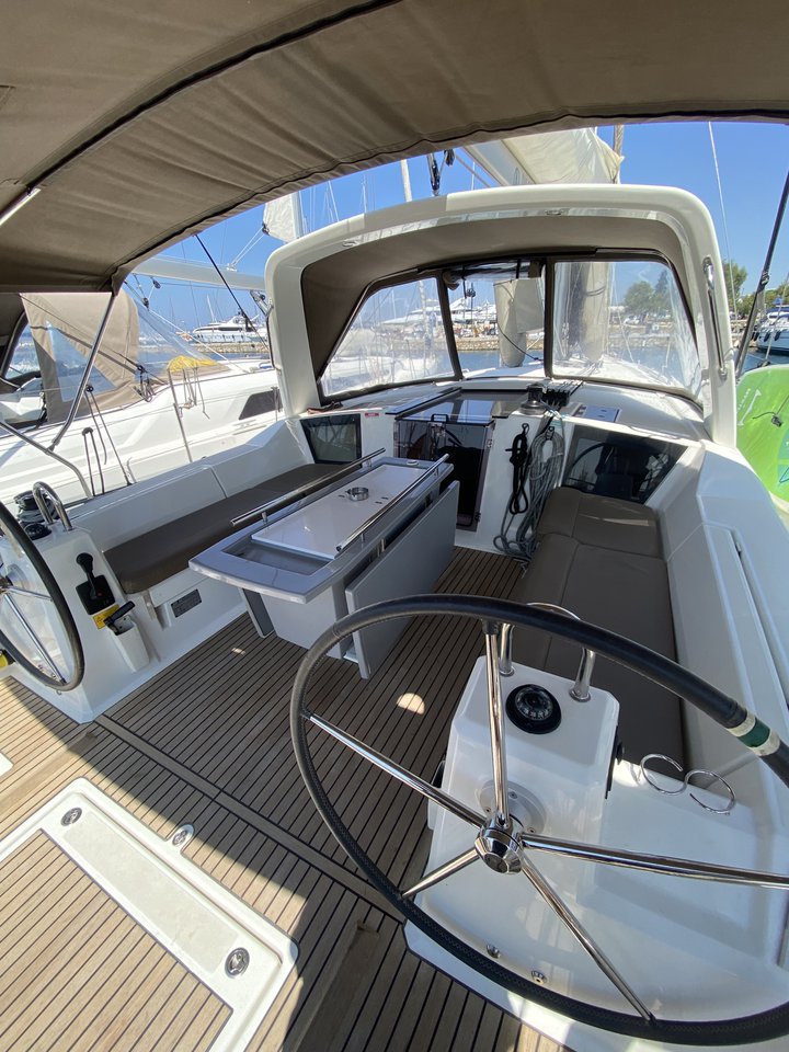 Oceanis 41.1 — photo 3