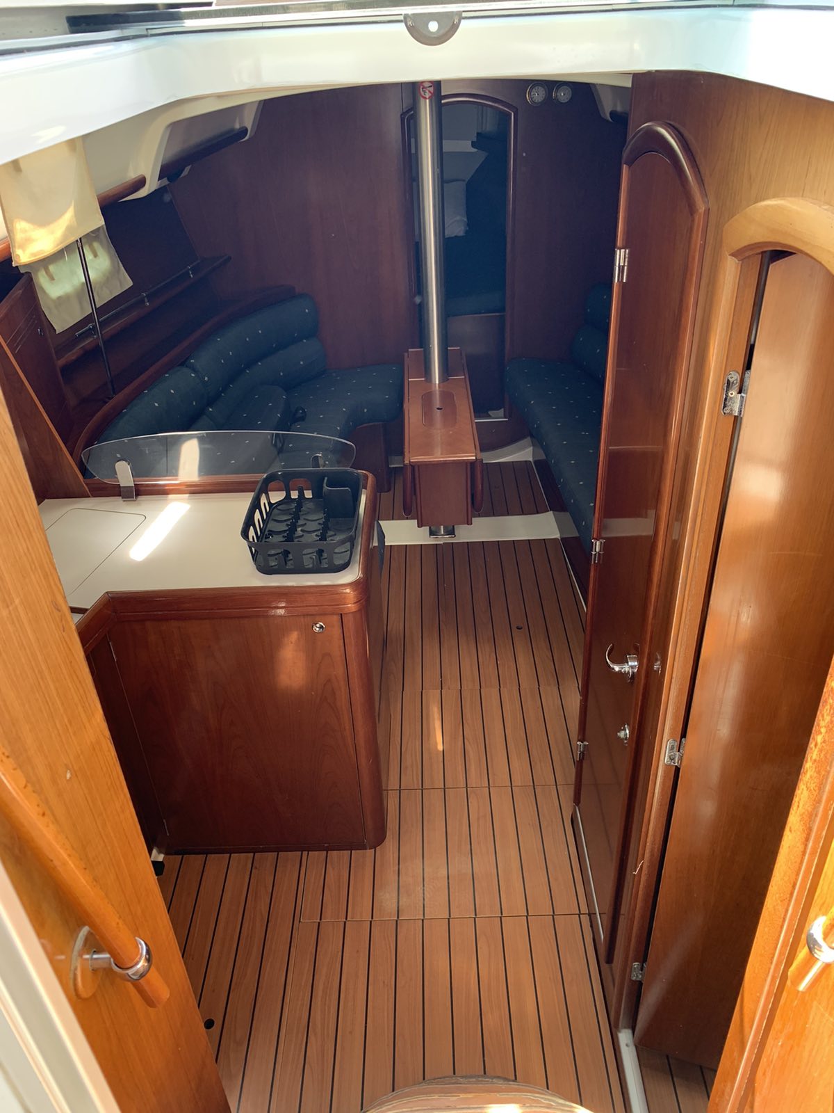 Oceanis Clipper 343 — photo 9