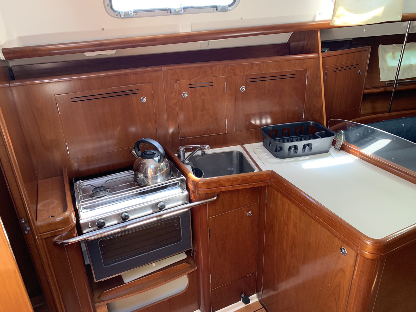 Oceanis Clipper 343 — photo 14
