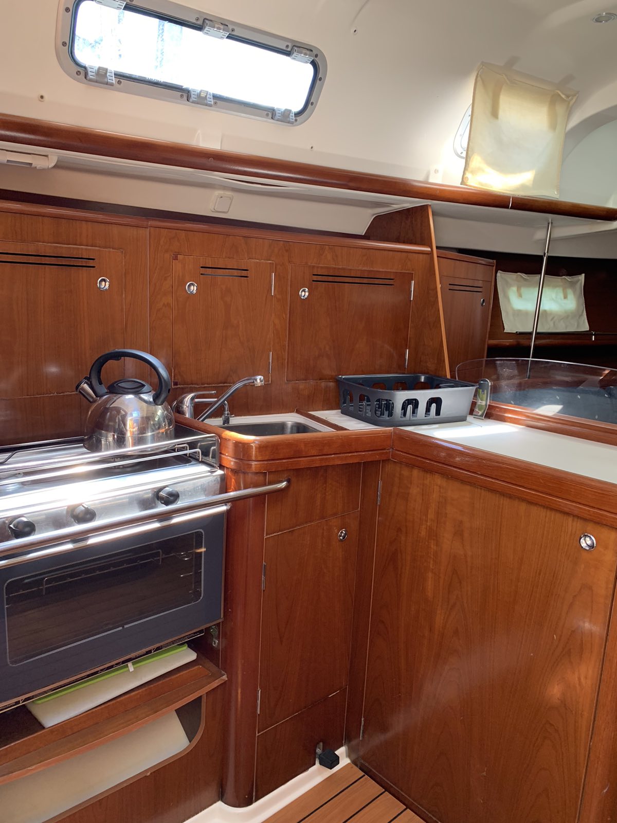 Oceanis Clipper 343 — photo 15