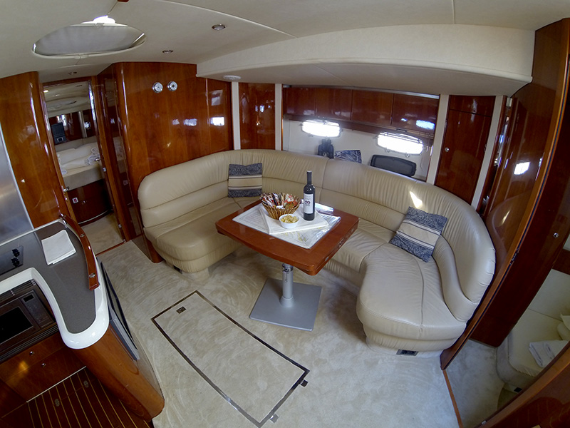 Fairline Targa 52 GT — photo 9