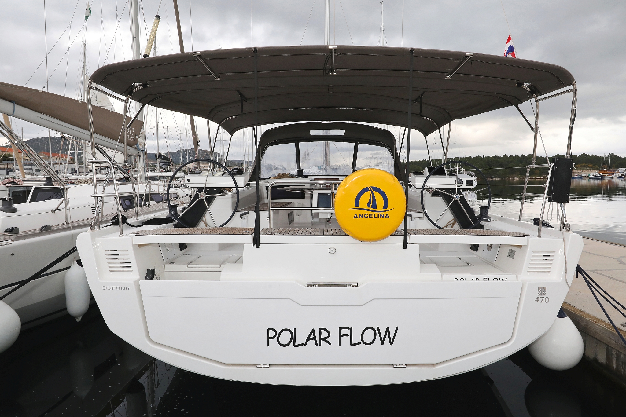 Dufour 470 - 4 cab. — photo 1