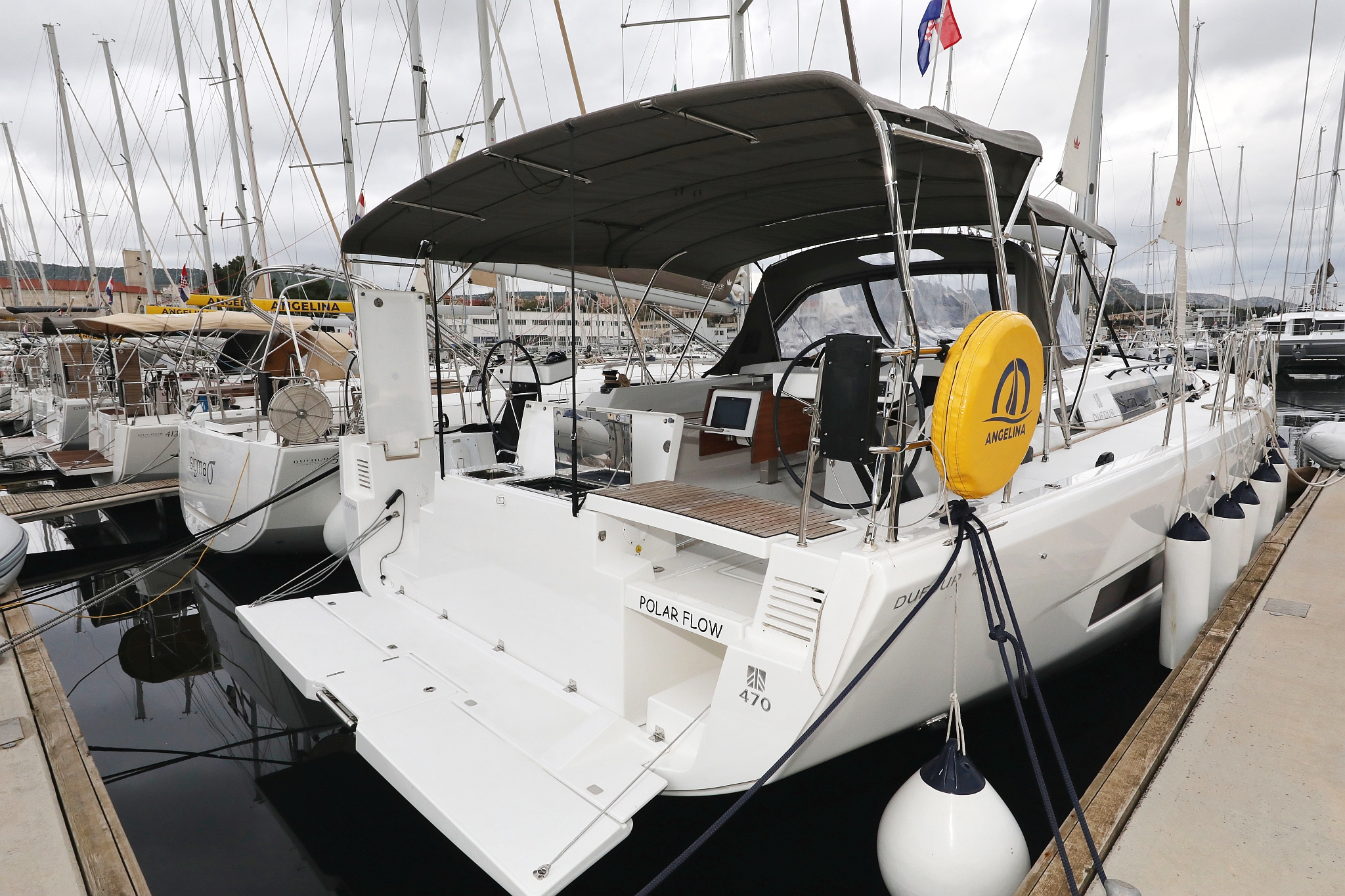 Dufour 470 - 4 cab. — photo 47
