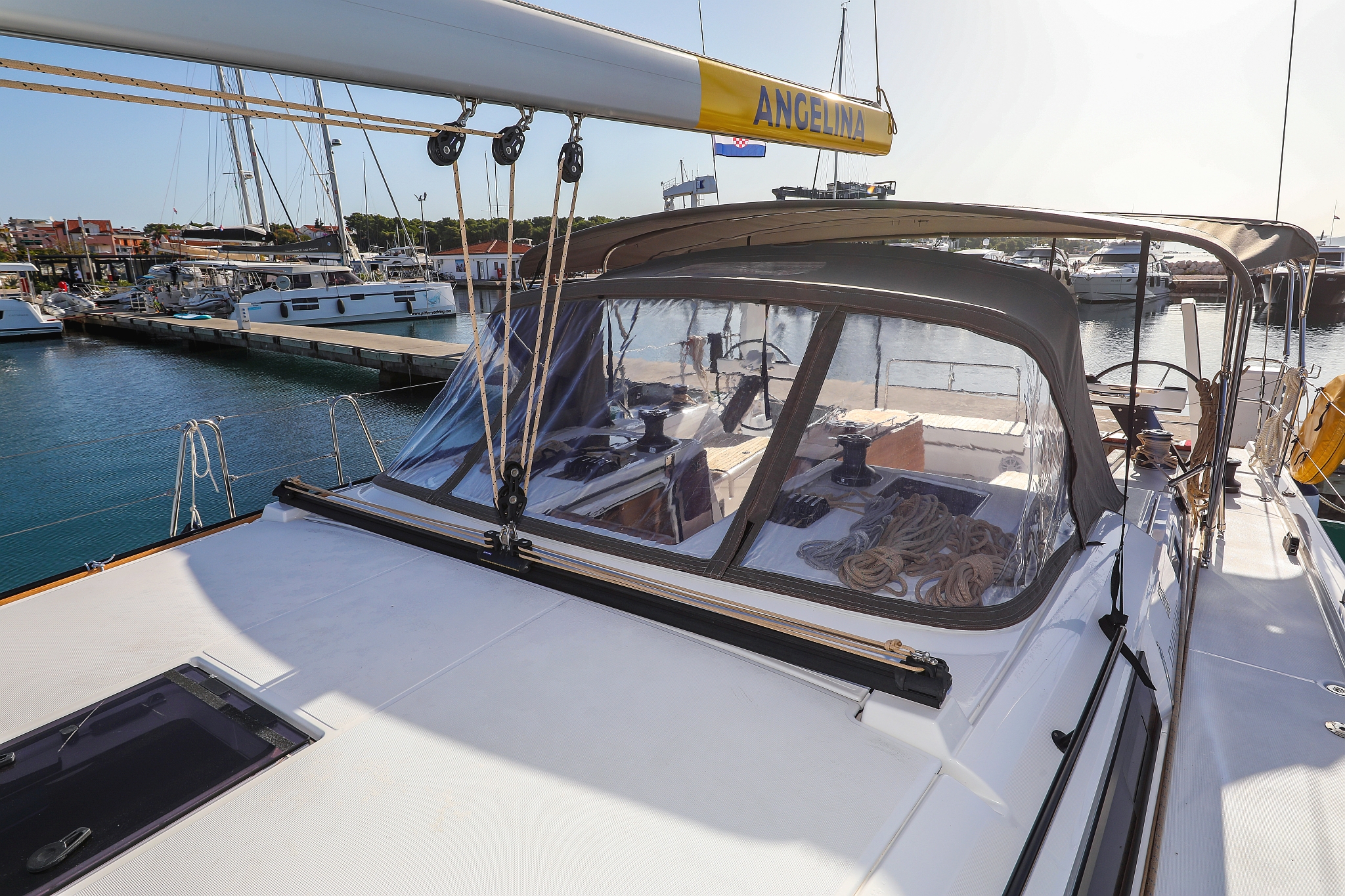 Dufour 470 - 3 cab. — photo 38