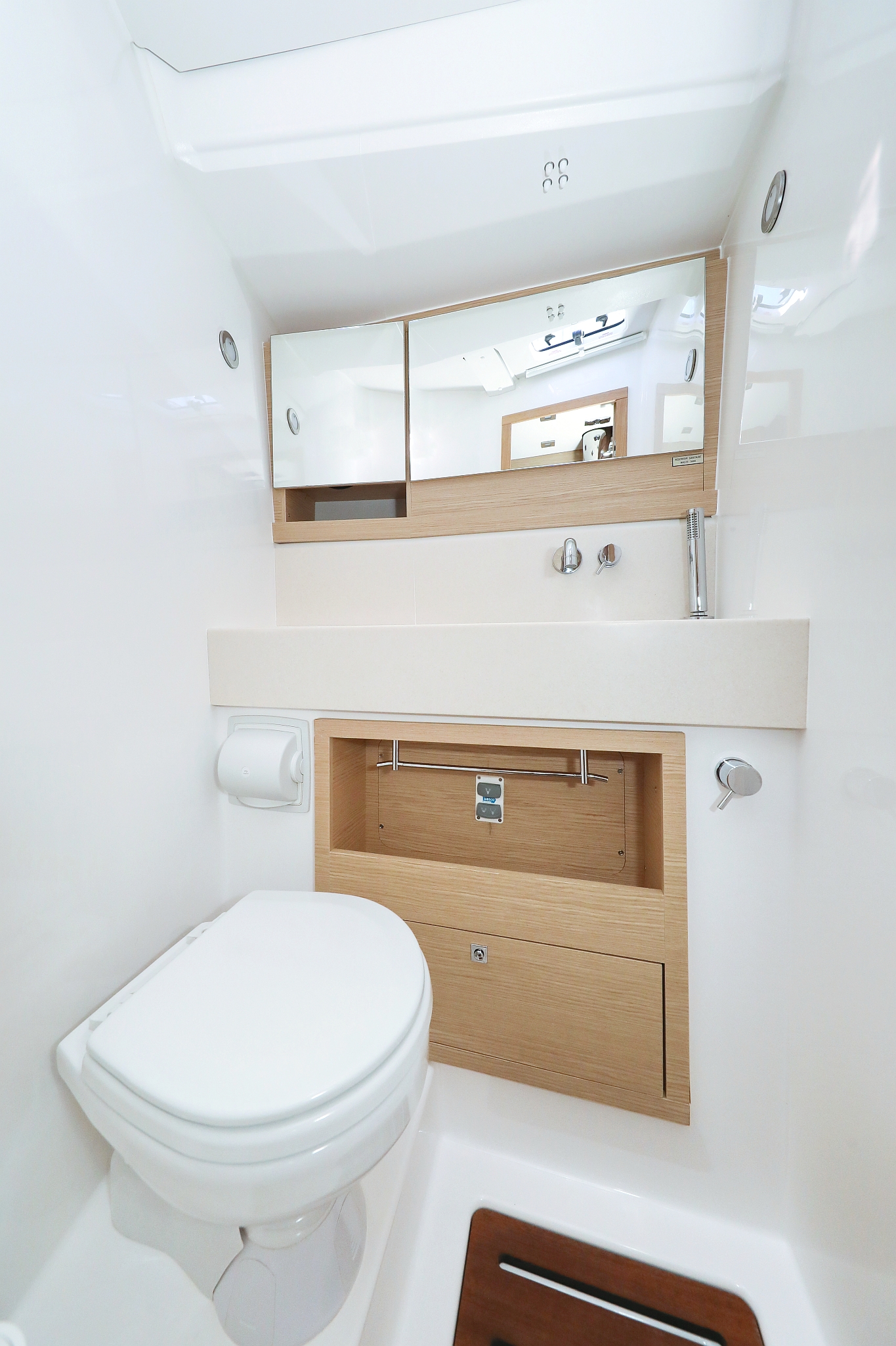 Dufour 470 - 3 cab. — photo 17