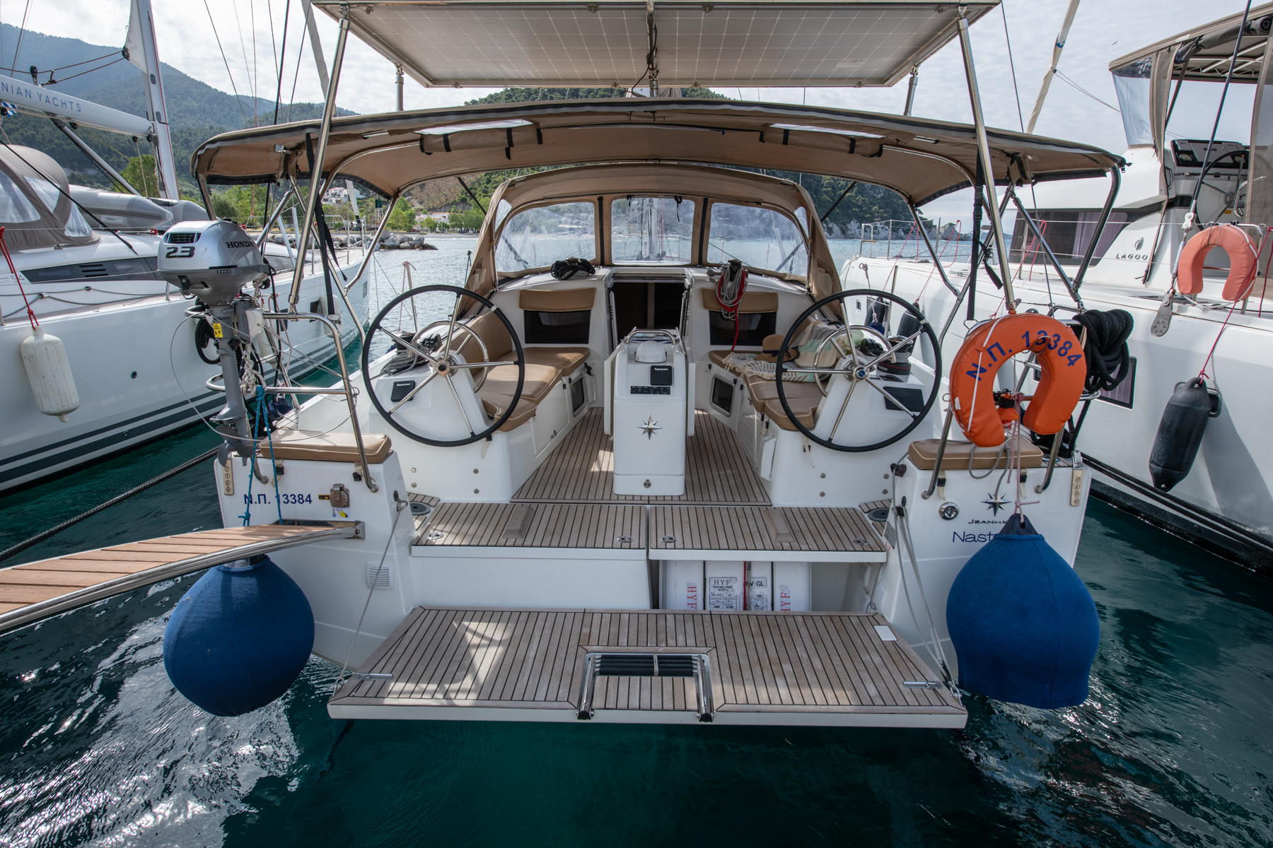 Sun Odyssey 410 - 3 cab. — photo 8