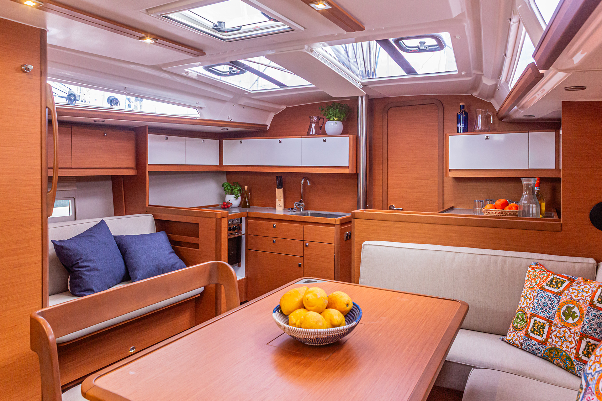 Dufour 430 - 3 cab. — photo 5