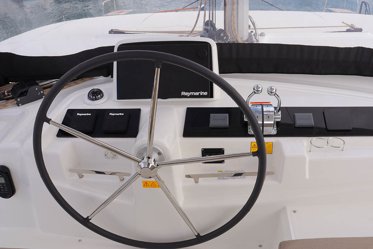Lagoon 46 - 4 + 2 cab. — photo 7