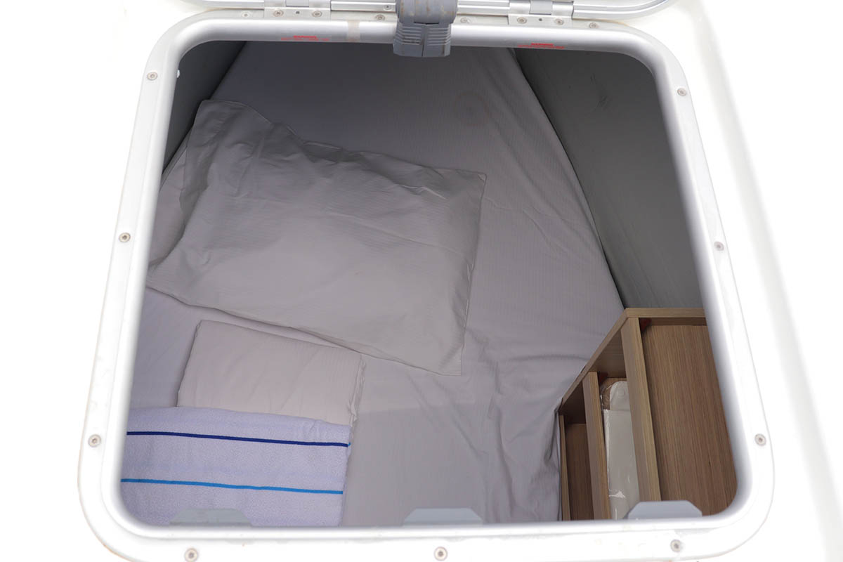 Lagoon 46 - 4 + 2 cab. — photo 24